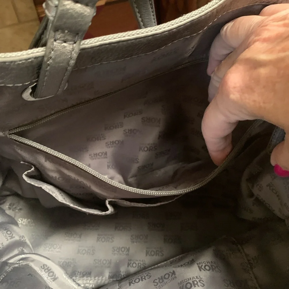 Michael Kors Monogram Gray Canvas Jet Set Handbag